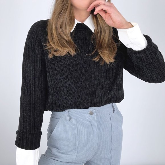 Vintage Essential Black Chenille Sweater - Picture 2 of 5